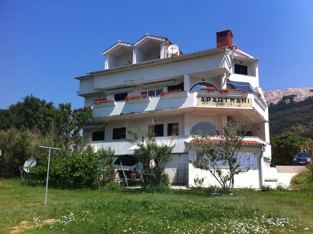 Apartments Lucija Baška Exteriör bild